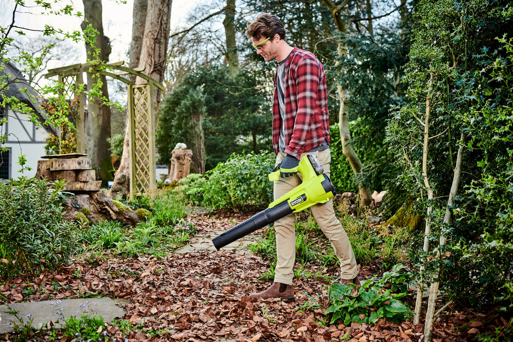 ONE + / Воздуходувка RYOBI RY18BLA-140