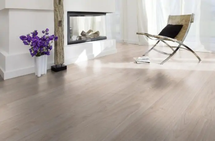 Ламинат Kronostar Galaxy D2873 Дуб Вейвлесс Белый