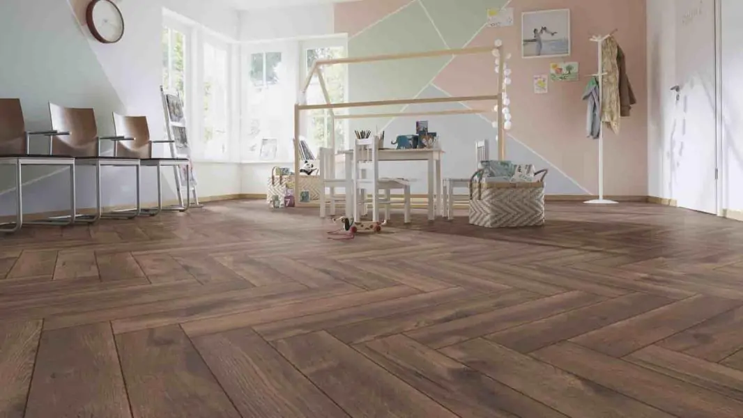 Ламинат Kronotex Herringbone D4766 Дуб Кале