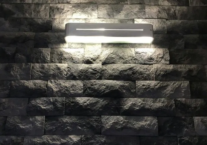 Декоративный искусственный камень Petra Троя угловой литой [08П2]