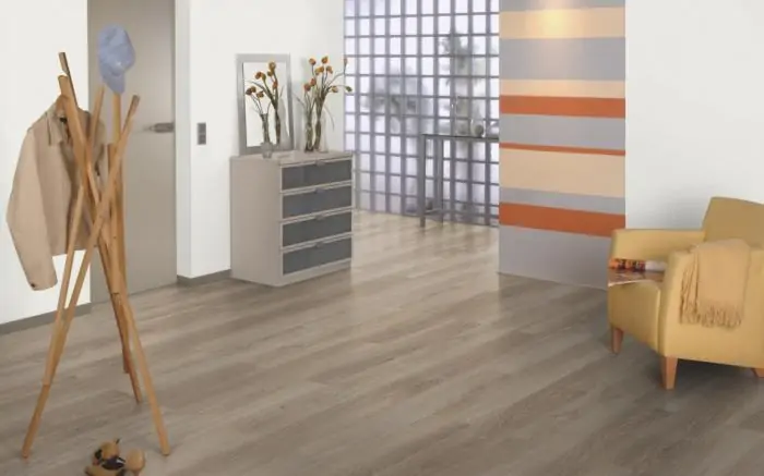 Ламинат EGGER Pro Classic EPL102 Дуб Амьен светлый