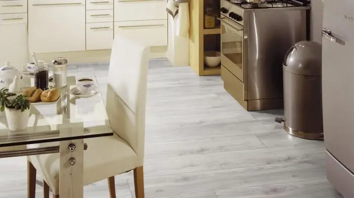 Ламинат Kronotex Mammut plus Дуб белый Макро (Macro Oak white)