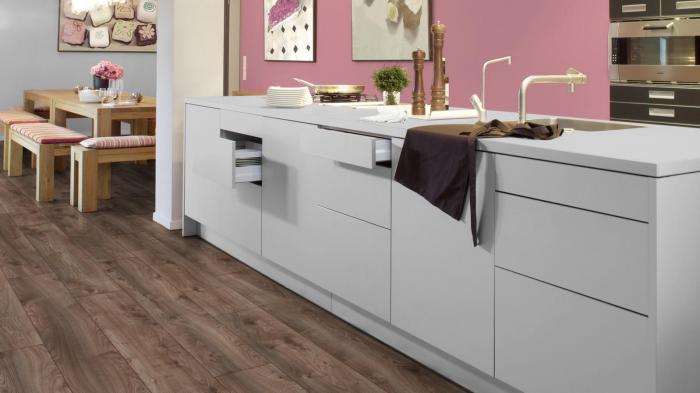 Ламинат Kronotex Mammut Дуб коричневый Макро (Macro Oak brown)