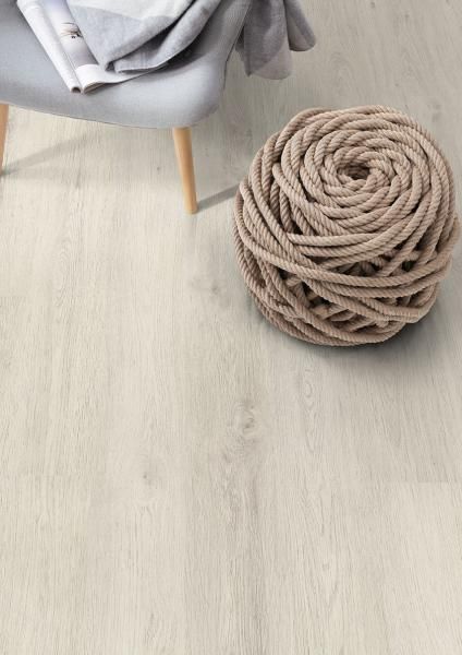 Ламинат EGGER Pro Classic EPL034 Дуб Кортина белый 4V