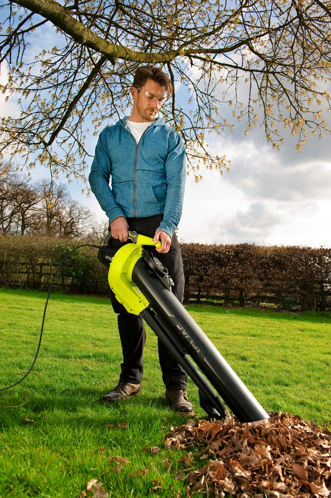 Воздуходувка-пылесос электрическая RYOBI RBV3000CESV