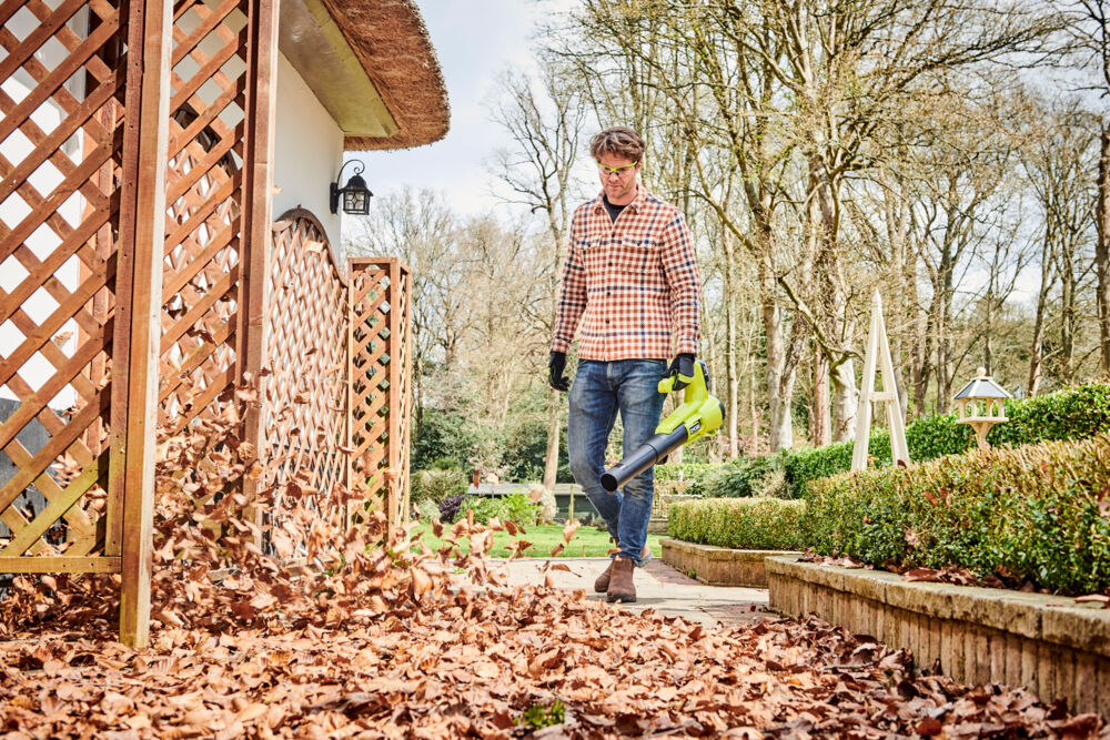 ONE + / Воздуходувка RYOBI RY18BLA-140