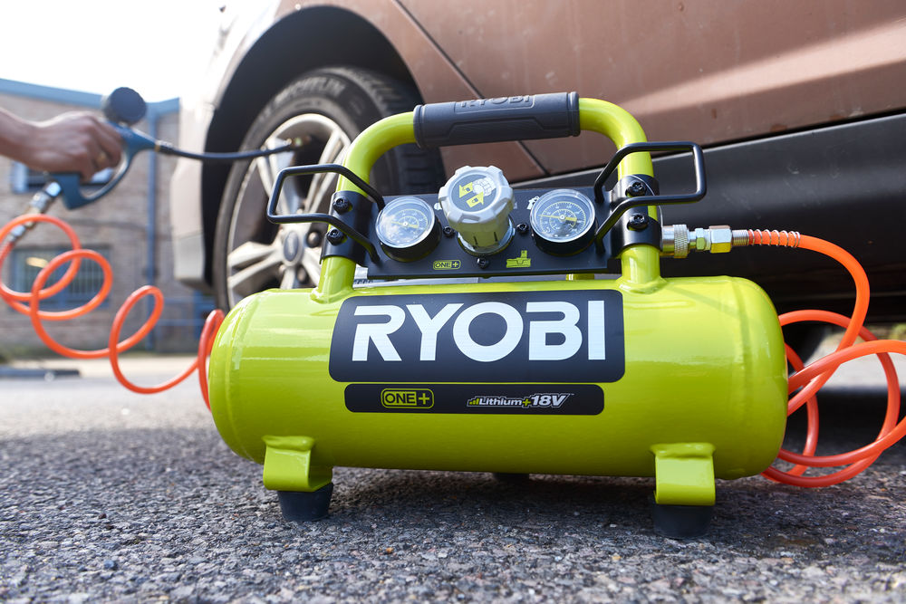 ONE + / Компрессор безмасляный коаксиальный аккумуляторный RYOBI R18AC-0 (без батареи)