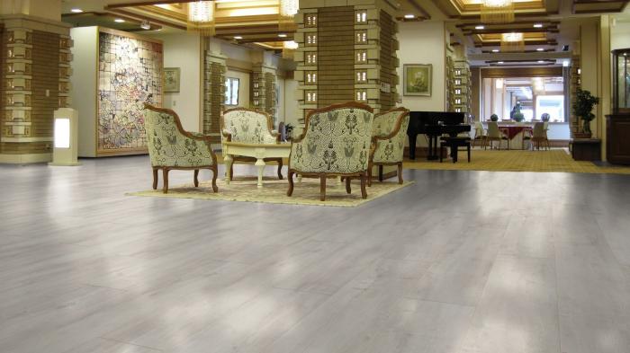 Ламинат Kronotex Exquisit plus Oak White D 4984