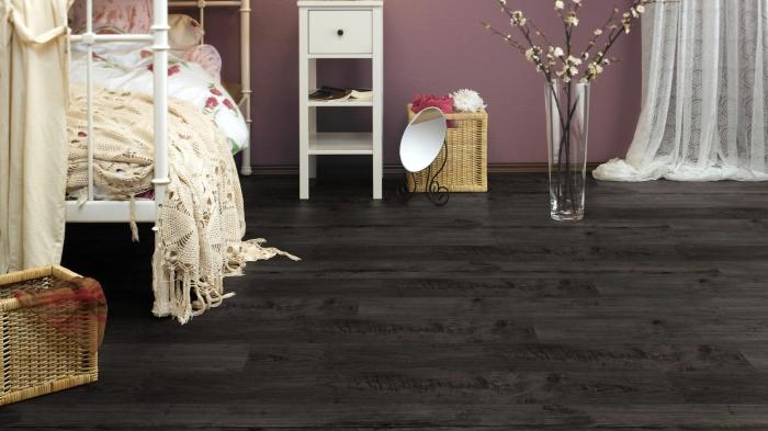 Ламинат Kronotex Exquisit Тик Ностальгия Графит (Teak Nostalgy Graphite)