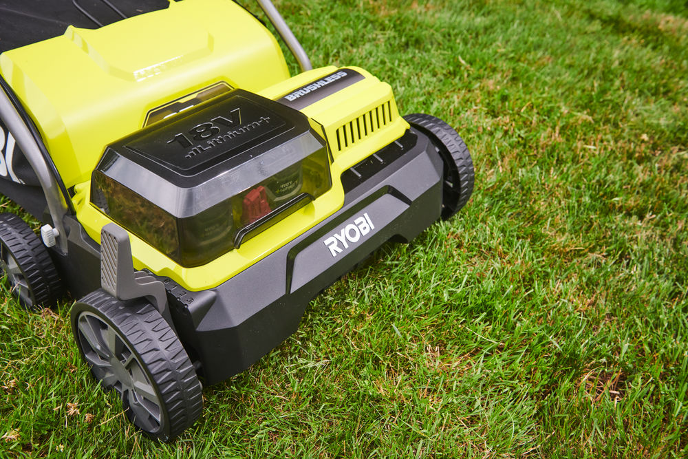 ONE + / Аэратор-скарификатор RYOBI RY18SFX35A-0 (без батареи)