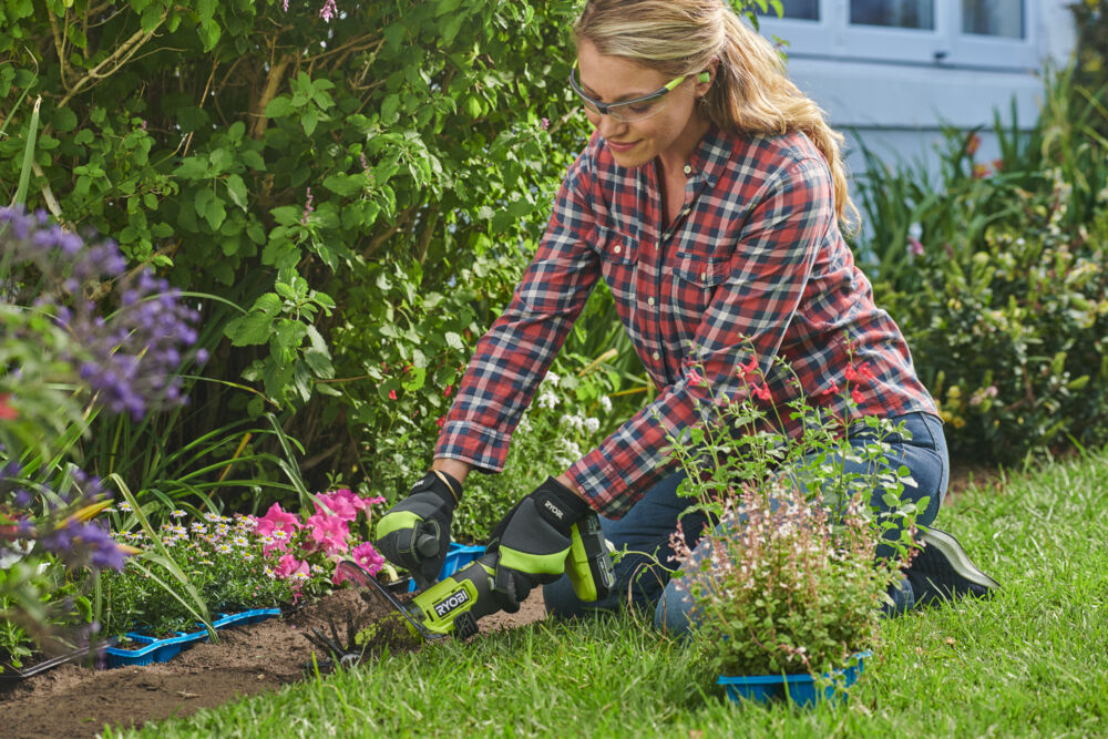 ONE + / Культиватор ручной RYOBI RY18HCA-0 (без батареи)