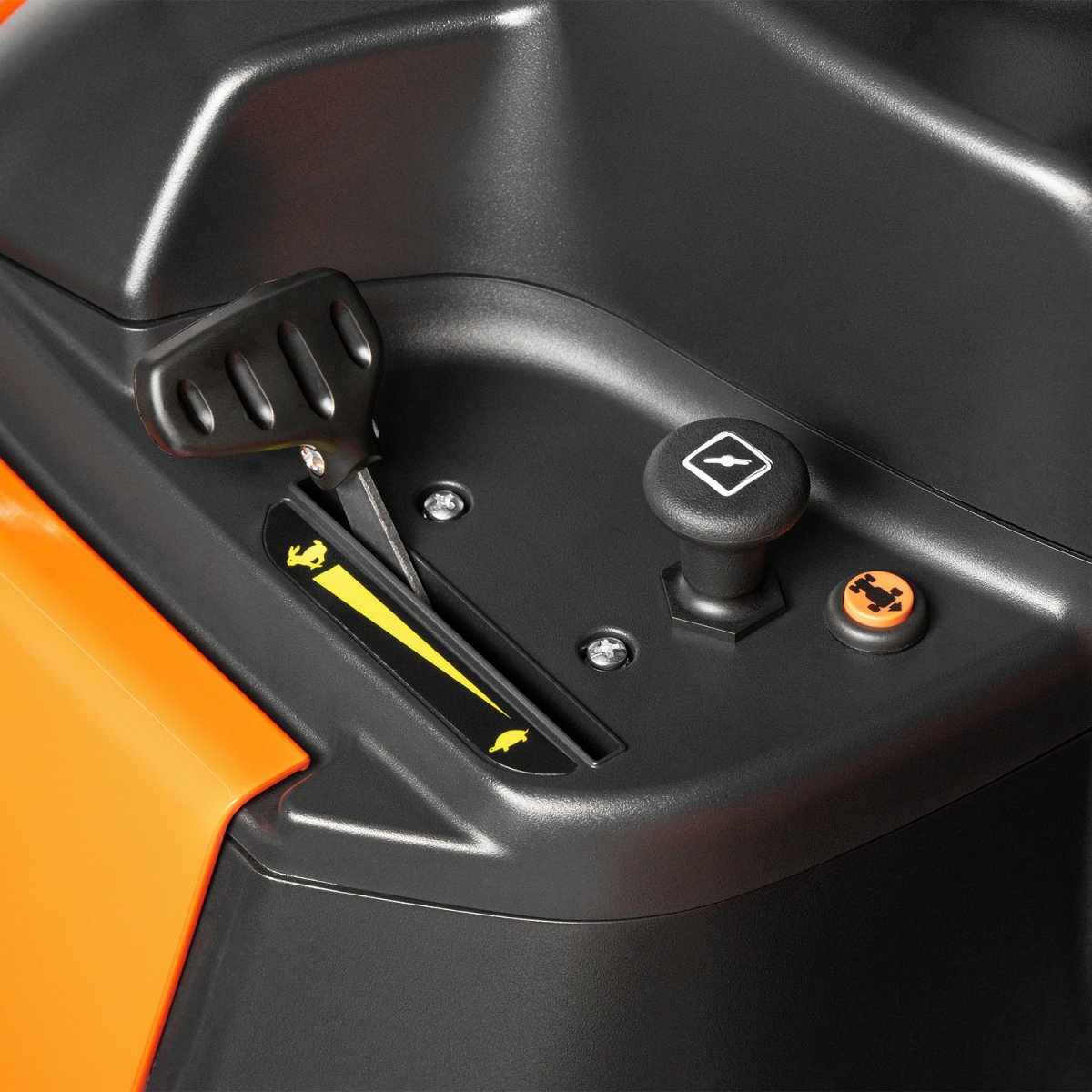 Райдер бензиновый DAEWOO DLT 98 HV (минитрактор) с гидростатической трансмиссией