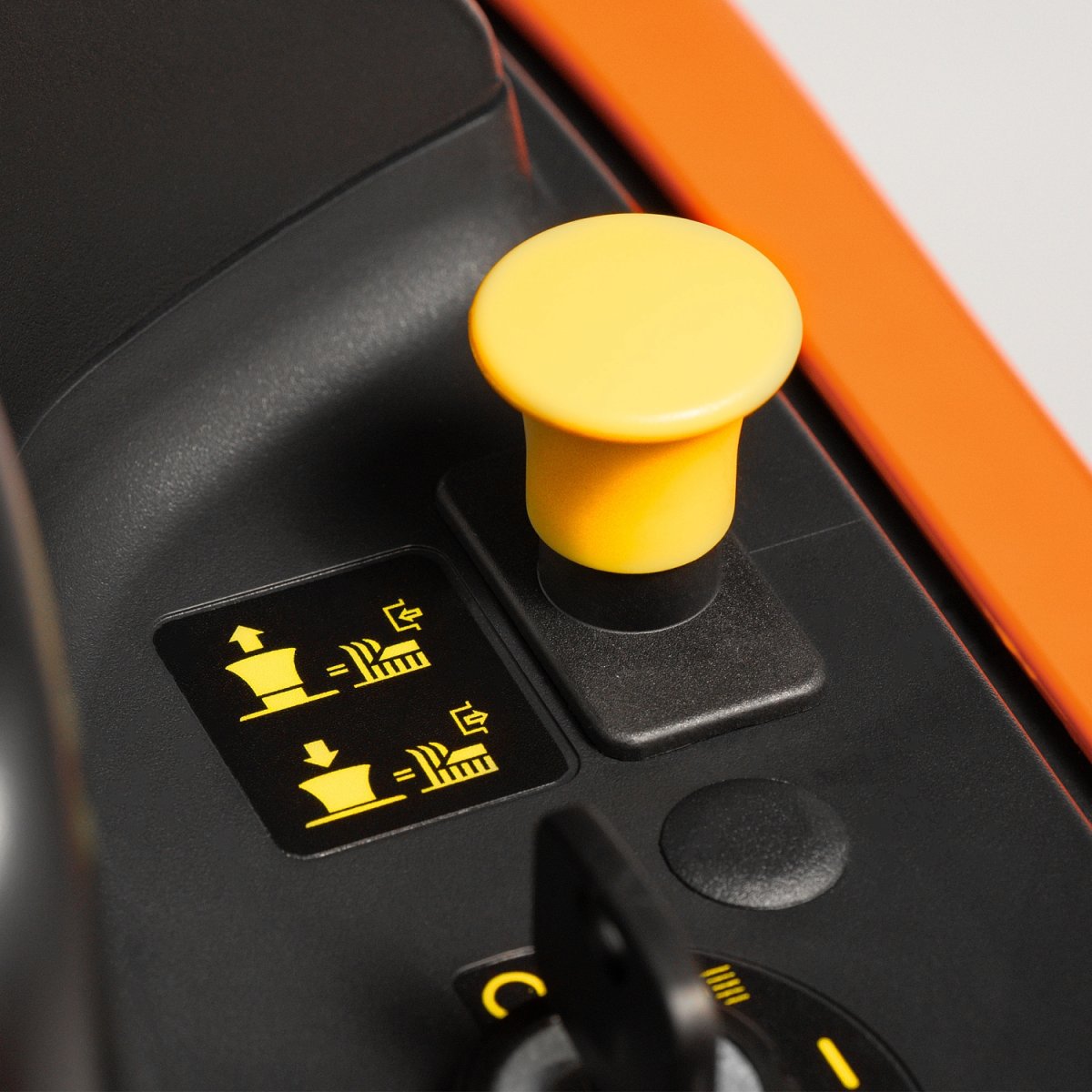 Райдер бензиновый DAEWOO DSD 98 M (минитрактор)