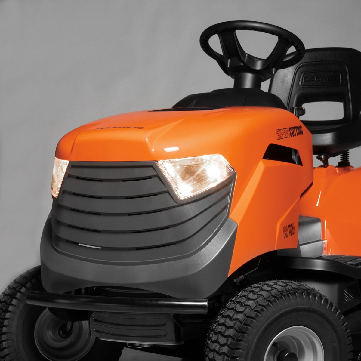 Райдер бензиновый DAEWOO DSD 108 H (минитрактор) с гидростатической трансмиссией