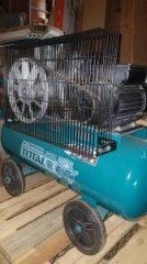 (Уценка) Компрессор масляный ременной TOTAL TC2200506