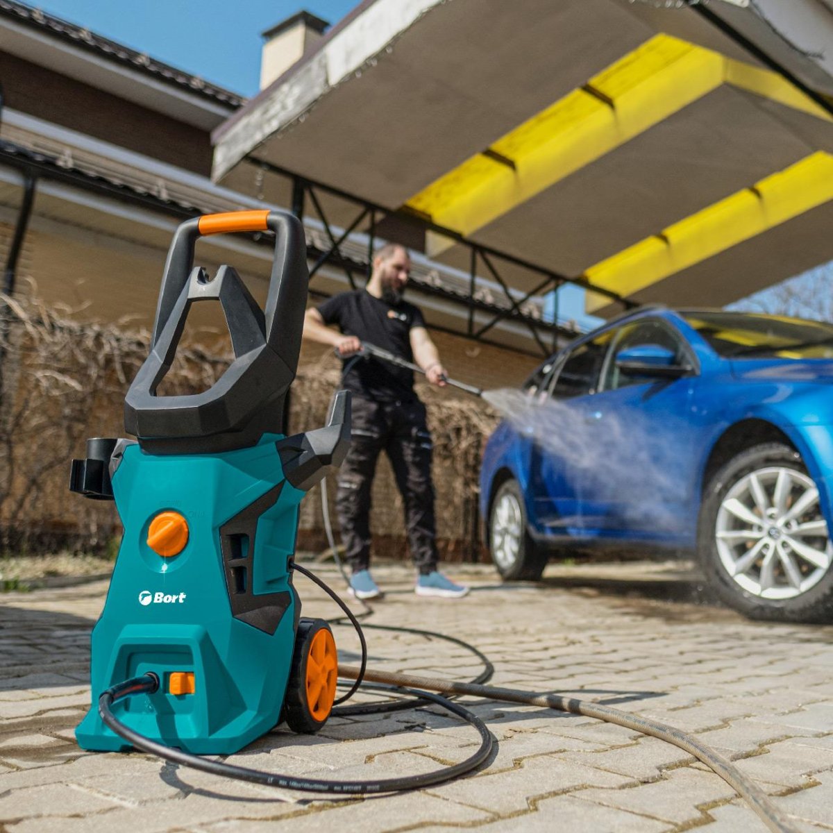 Мойка высокого давления Bort BHR-2000-Pro