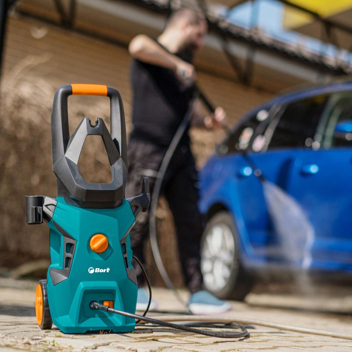 Мойка высокого давления Bort BHR-2000-Pro